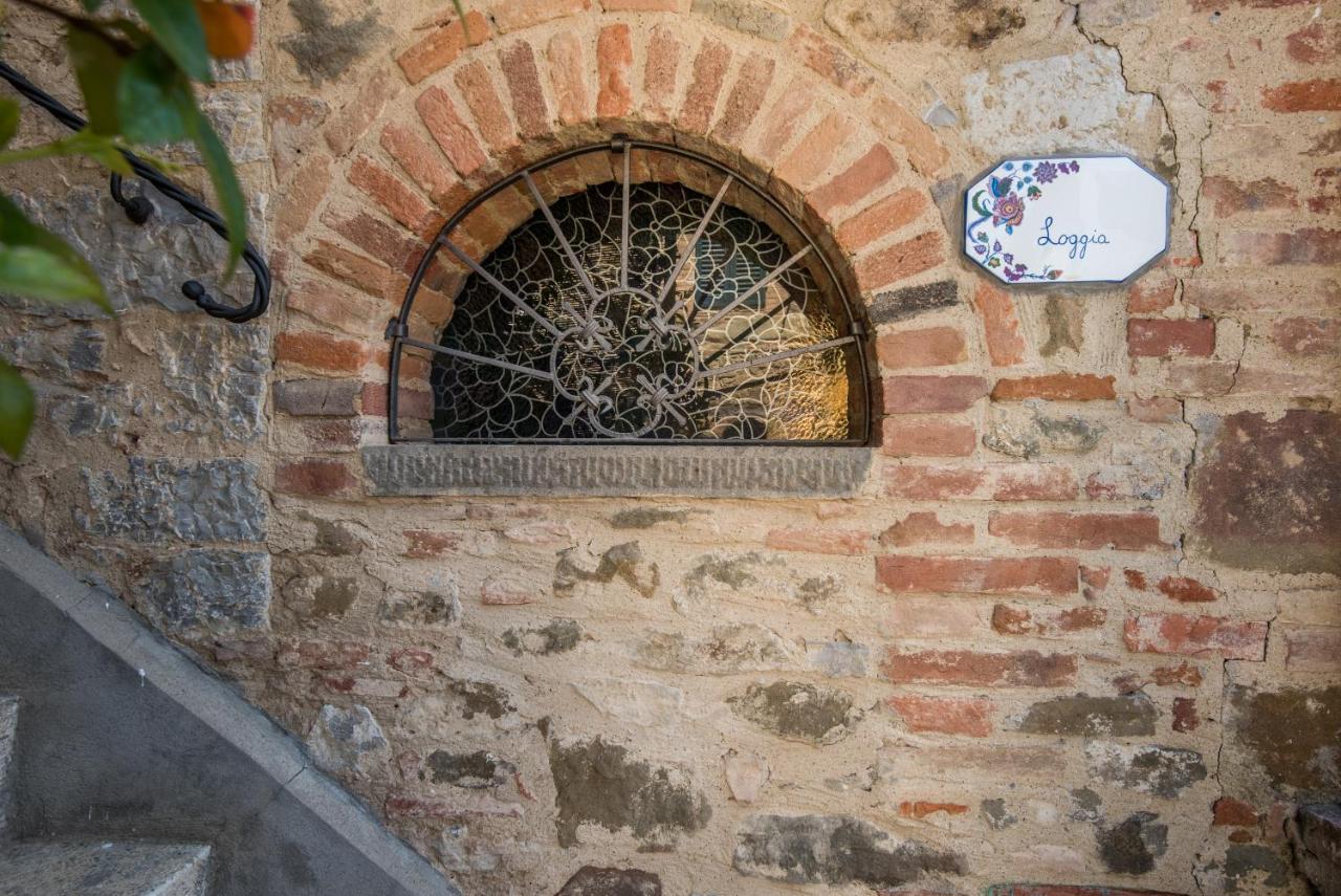 Casale Rosennano - Loggia Lejlighed Eksteriør billede